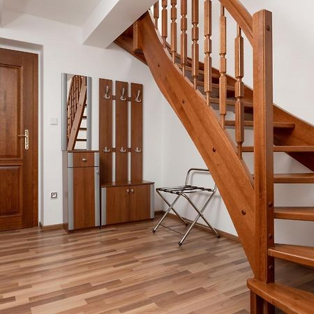 Villa Dino Mariánské Lázně Exteriör bild